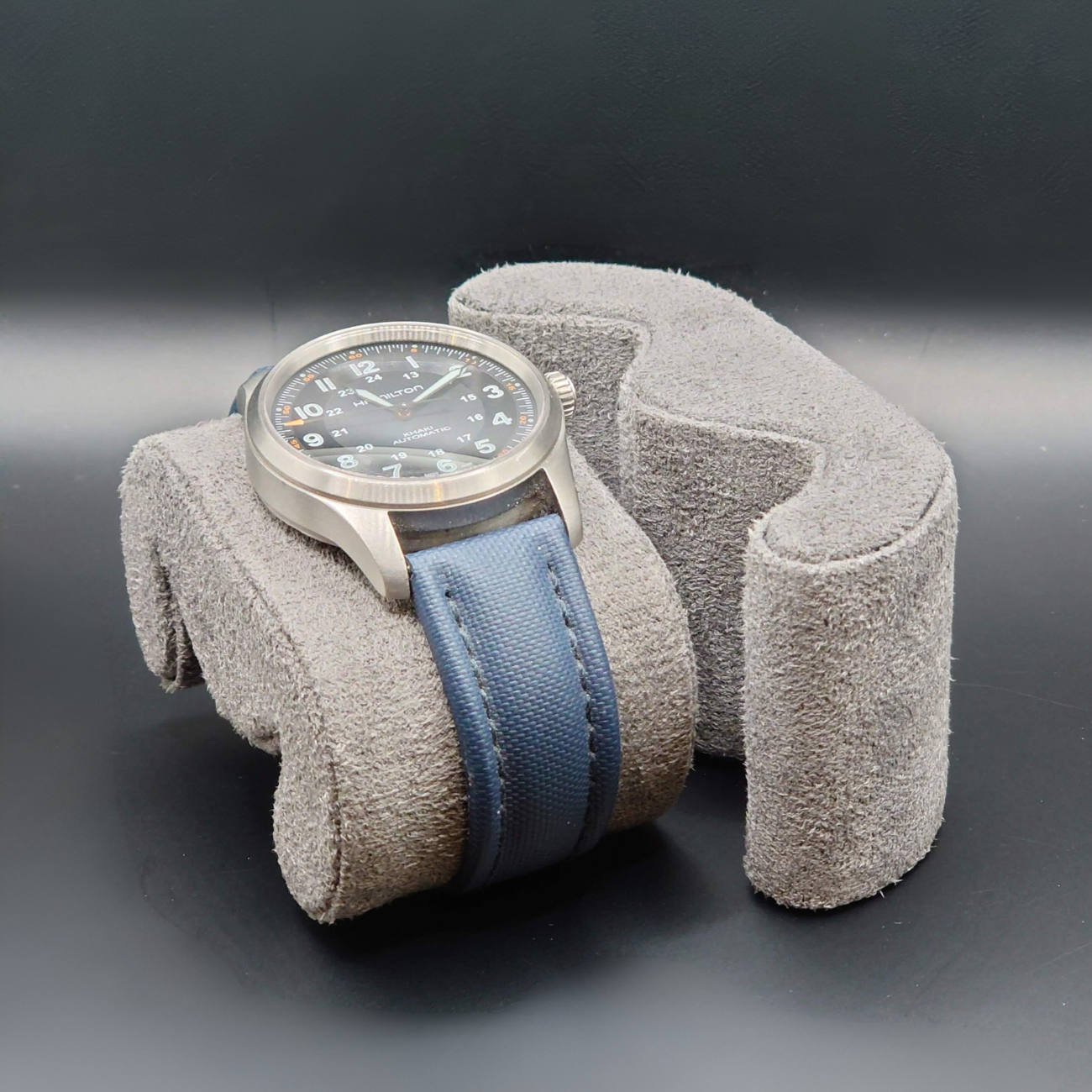 E.Type - Watch Cushion