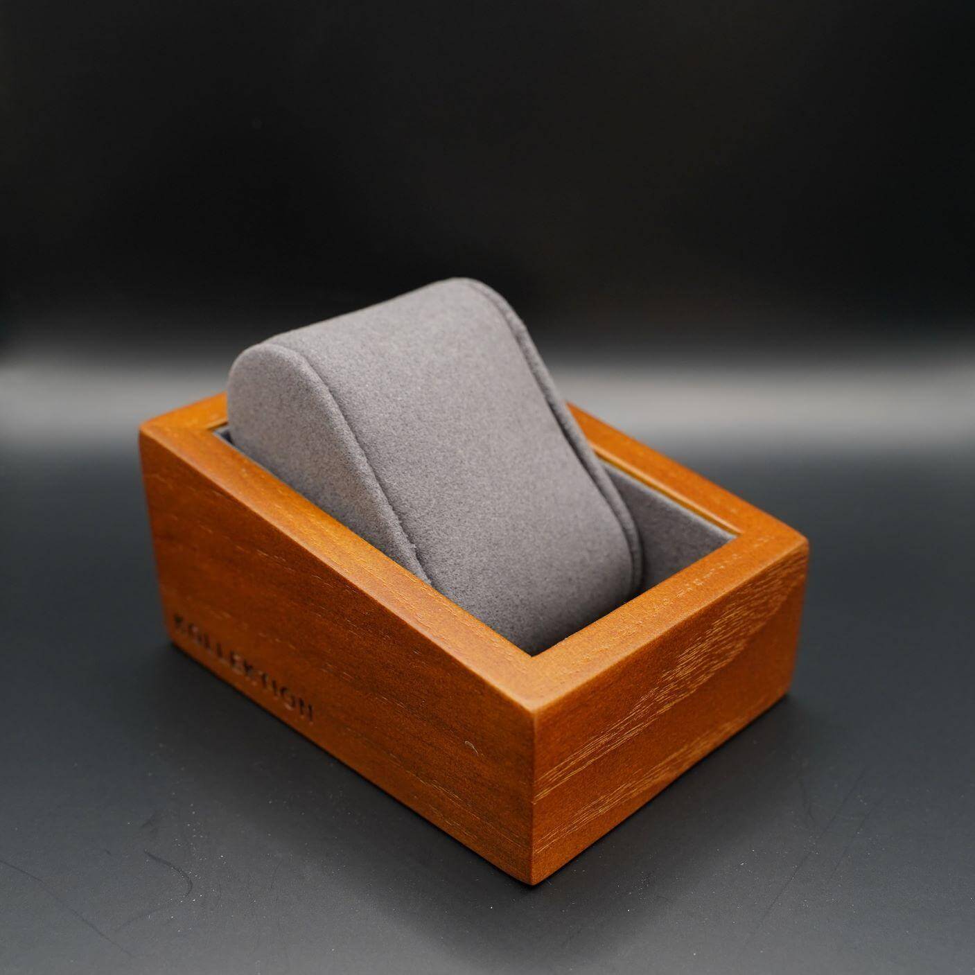 Wooden discount watch case