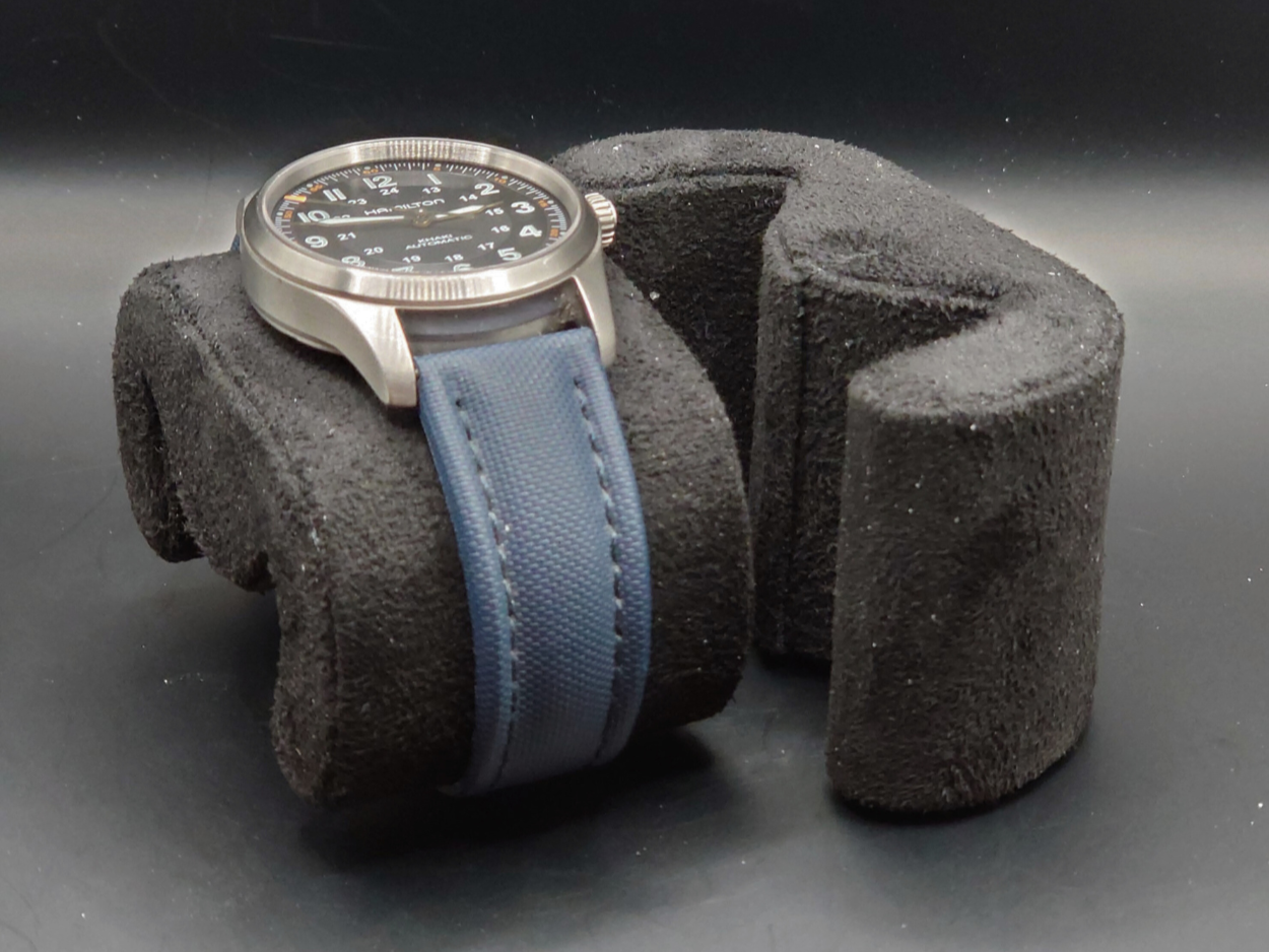 E.Type - Watch Cushion